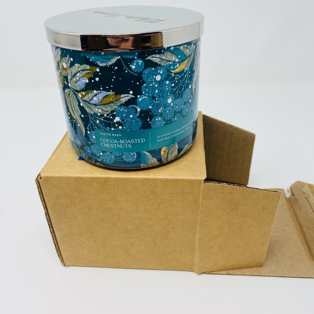 NWT Bath & Body Works Cocoa-Roasted Chestnuts 3-wick Candle 14.5 oz/60 hour burn